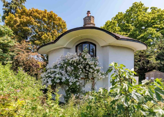 Fairytale cottage in London could be YOURS for £350k