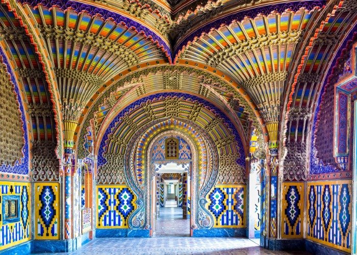Inside 12 stunning mansions that have sadly been left to ruin