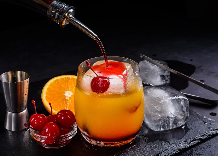 20 three-ingredient cocktails you can shake up in seconds