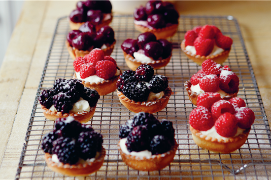 John Torode's berry and mascarpone tarts recipe 