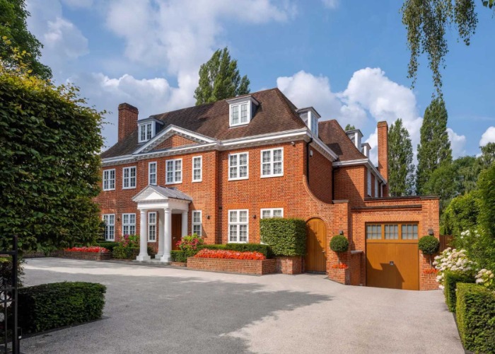 Britain's most expensive streets revealed by house price