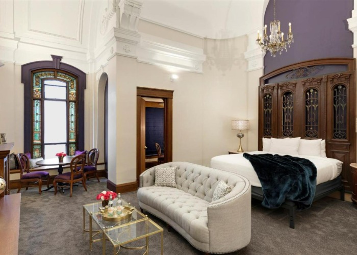 Hidden romantic stays in all 50 US states, revealed