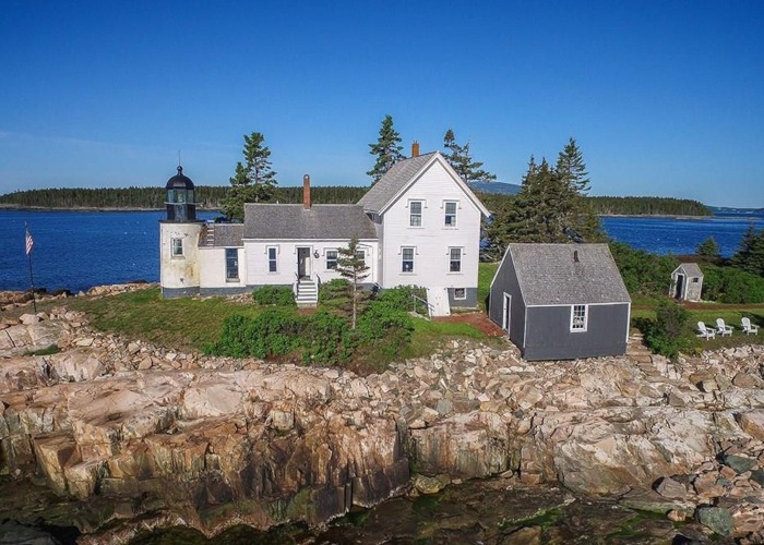 Amazing American islands for sale