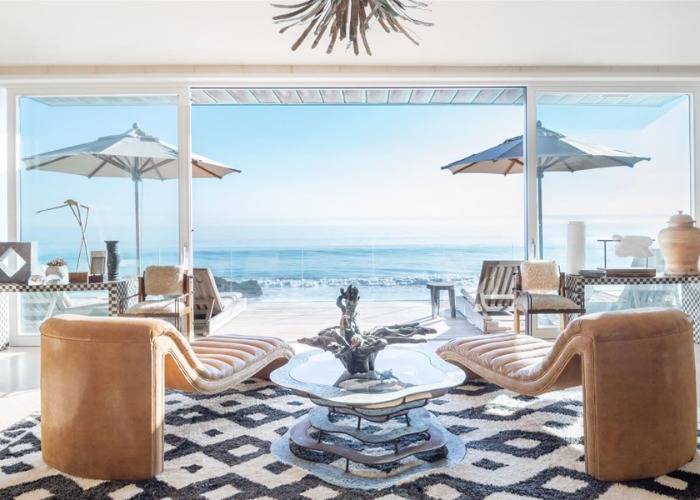24 Bucket-List American Airbnbs To Book Now