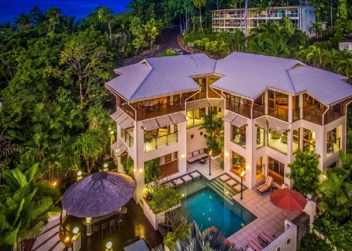 Inside Australia's multi-million dollar trophy home craze
