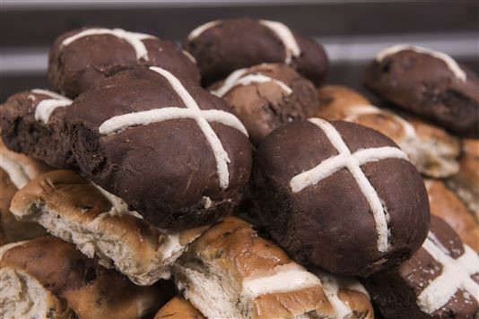 Chocolate hot cross buns recipe