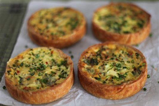 Courgette and Gorgonzola tartlets recipe