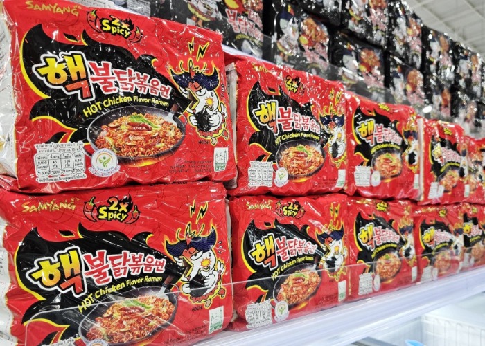 28 Foods That Are BANNED Around The World
