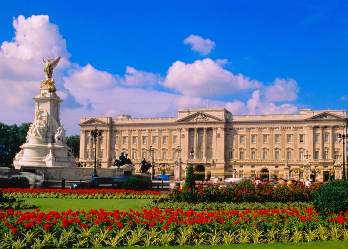 Royal estates valued: how much is Buckingham Palace worth? | lovemoney.com