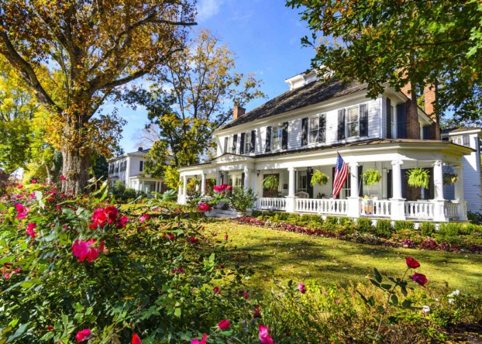 The Most Charming Small Towns And Cities In Georgia