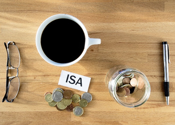 Cash ISAs vs Stocks & Shares ISAs: which is best for you?