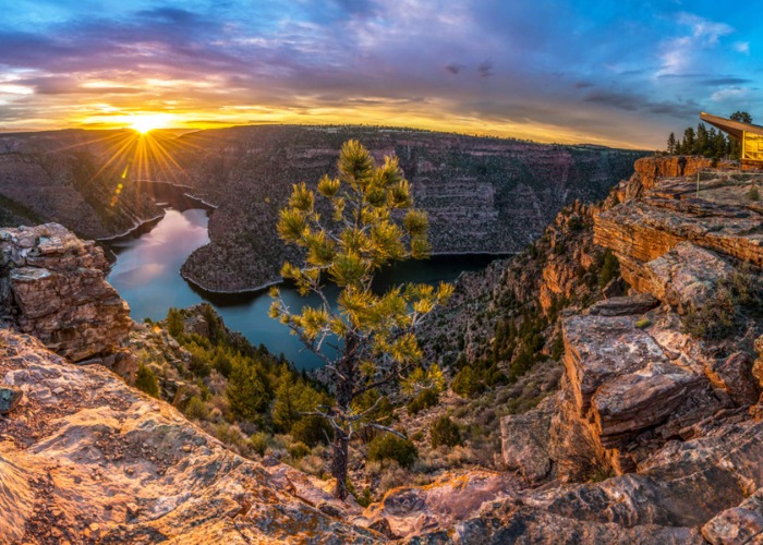 Bucket-list adventures on and off the river in this incredible US state