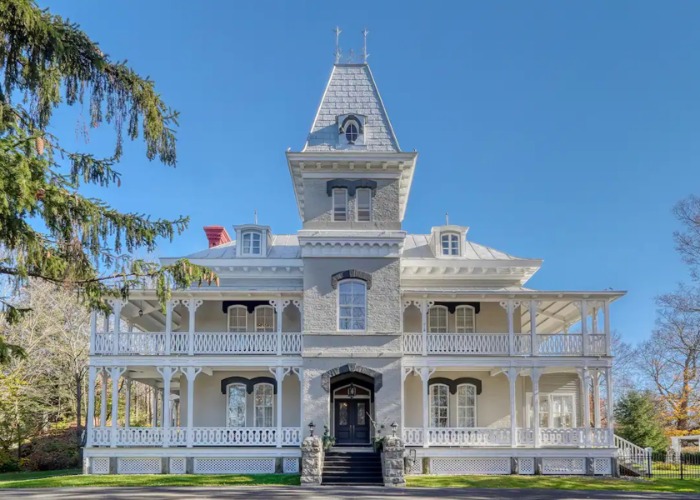 Canada’s Real-Life Fairytale Castles Are Straight Out Of A Storybook