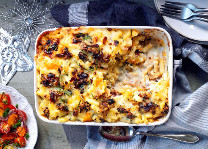 Christmas mac 'n' cheese (Image: Sainsbury's/loveFOOD)