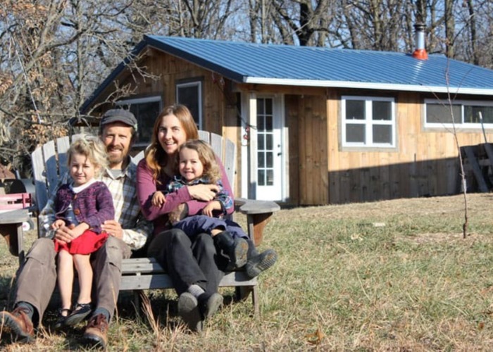 How these families escaped to the wild and built lives off the grid