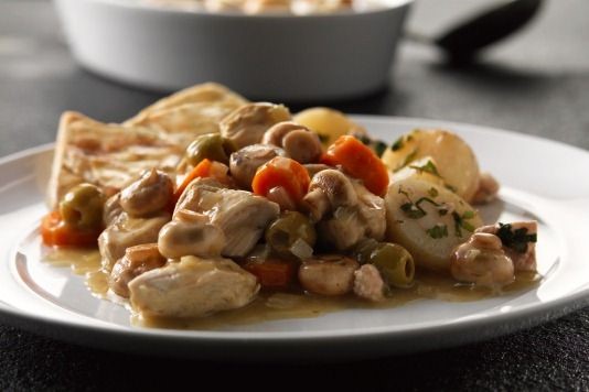 Chicken, mushroom and green olive casserole recipe