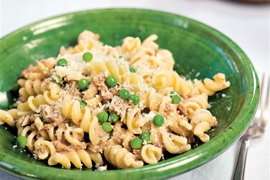 Creamy sausage pasta with peas recipe