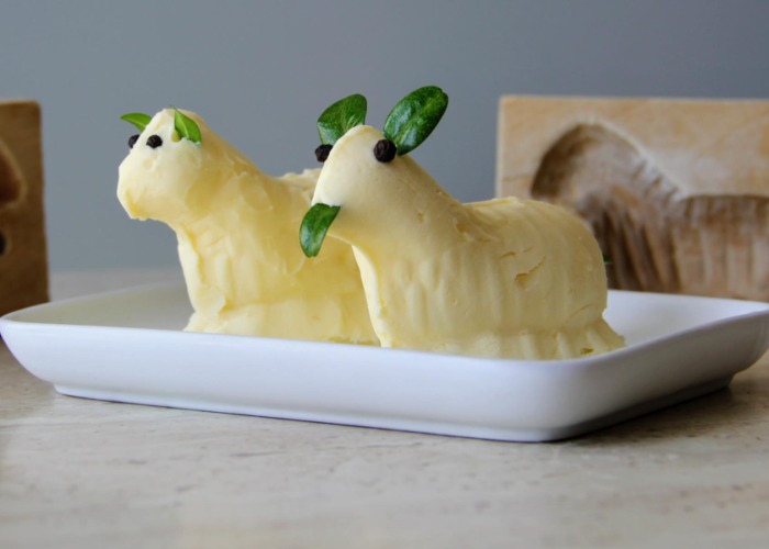 33 Easter Foods People Eat Around The World 