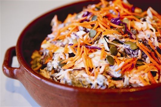 How to make your own crunchy coleslaw recipe