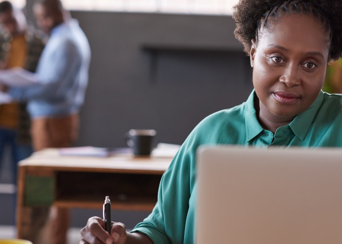 20 Jobs That Are Perfect For American 'Pretirees' 
