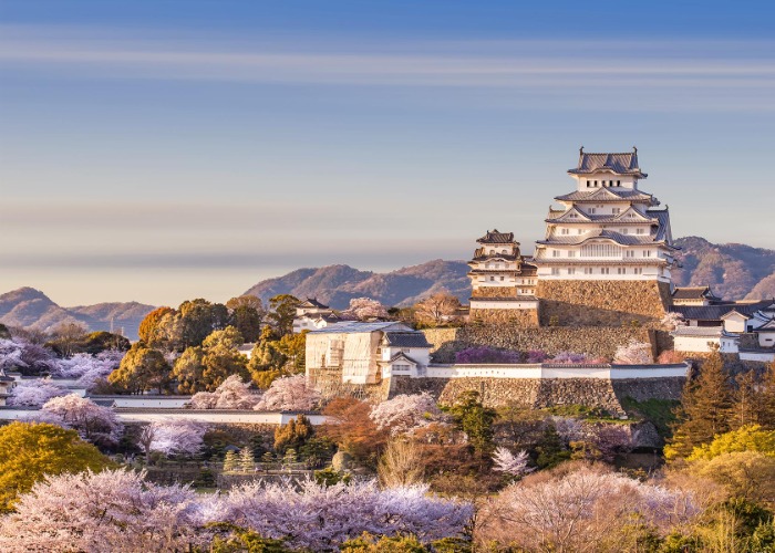 Step Inside The World's Most Breathtaking Stately Homes
