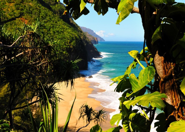 Ranked: The Top 37 Places In America For An Off-Season Vacation