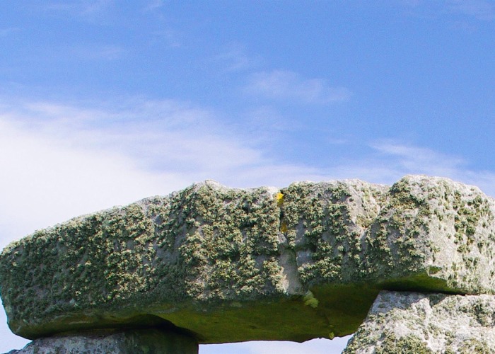 Can you identify these famous UK landmarks from a close-up?