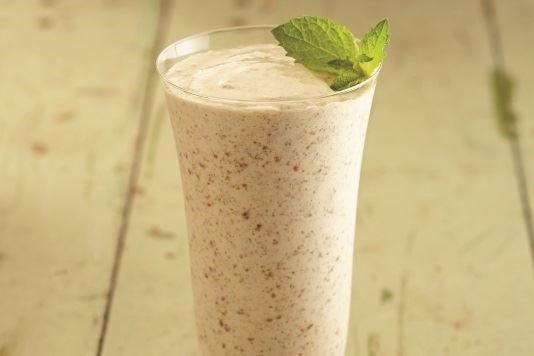 Minty strawberries and cream smoothie recipe