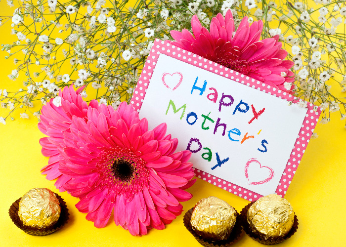 The cheapest flowers and chocolates for Mother's Day