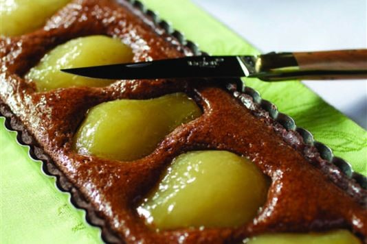 Pear, chocolate and almond tart recipe