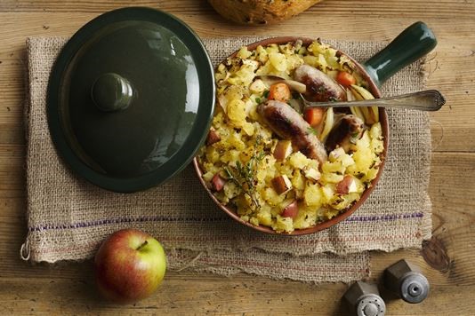 Comforting pork and apple casserole recipe