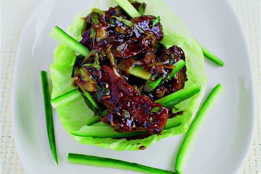 Gordon Ramsay's stir-fried duck in lettuce cups recipe