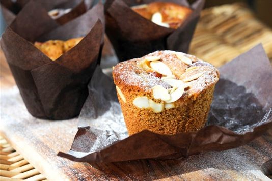 Plum and almond muffins recipe