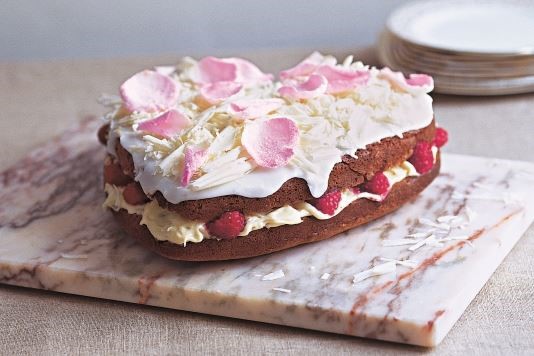 Rose petal heart cake recipe