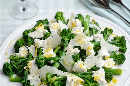 Tenderstem broccoli with ricotta, lemon and shaved parmesan recipe