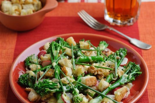 Tenderstem broccoli with shallot vinaigrette and croutons recipe