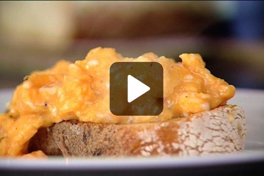 Quick scrambled eggs recipe