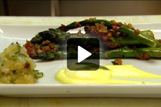Stir fry of asparagus with roasted aubergine crush recipe