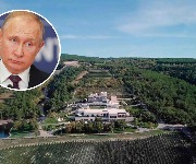 Protzpaläste: So luxuriös leben Putin und seine Oligarchenfreunde
