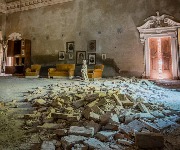Inside 10 former billionaire mansions that are now completely abandoned
